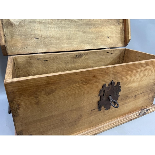 171 - A pine and metal bound trunk with lock and key, 76cm high x 35cm