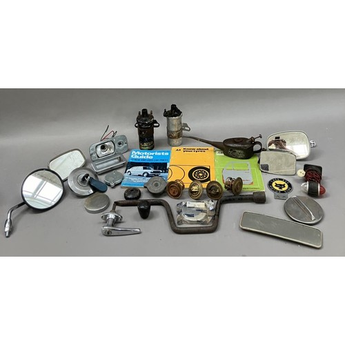 121 - Car accessories, mirrors, oil can, lights etc