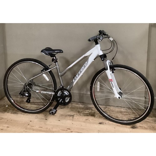 164 - A Carrera Cross Fire SR Sun Tour M1010 Bicycle