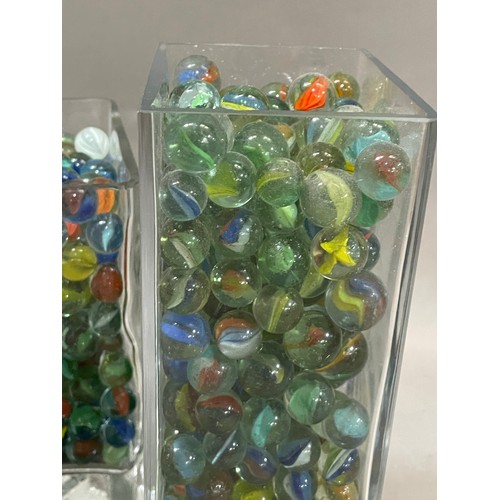 449 - A quantity of vintage marbles