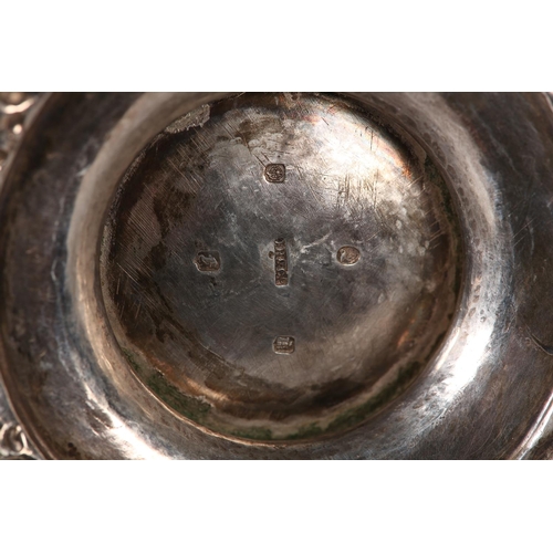 218 - A WILLIAM IV SILVER CLARET JUG EDINBURGH 1837 FOR JAMES HOWDEN AND CO, of baluster form with repouss... 