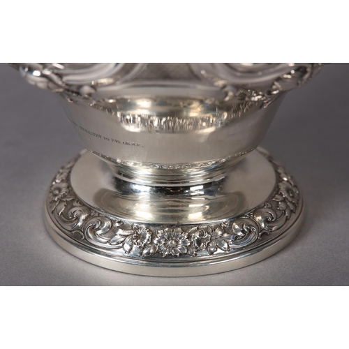 218 - A WILLIAM IV SILVER CLARET JUG EDINBURGH 1837 FOR JAMES HOWDEN AND CO, of baluster form with repouss... 