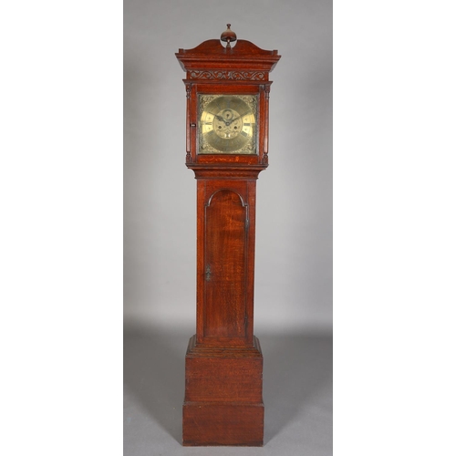 127 - A LATE 18TH/EARLY 19TH CENTURY OAK LONGCASE CLOCK BY THOMAS STORER OF DERBY, having a 30cm wide bras... 