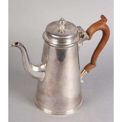 229 - A QUEEN ELIZABETH II SILVER COFFEE POT BY HARRODS OF LONDON, 1957, urnular finial, boxwood c-scroll ... 