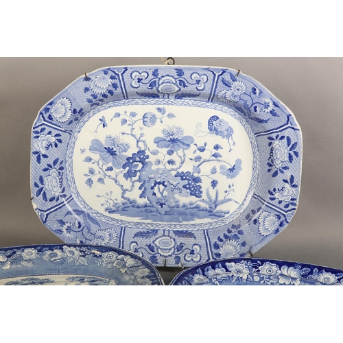 159 - A 19TH CENTURY COPELAND LATE SPODE India pattern blue and white transfer printed meat dish with well... 