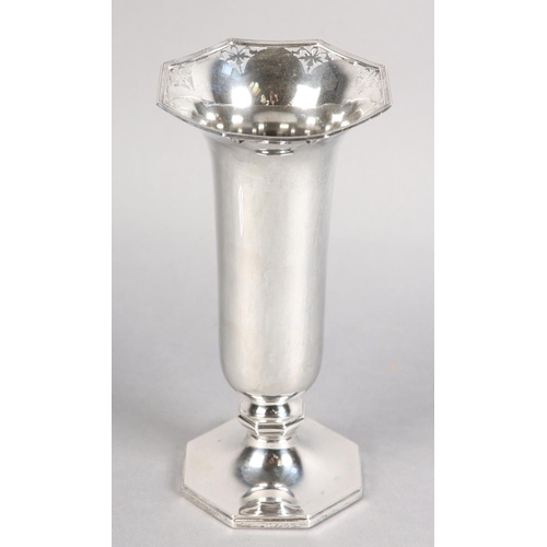 226 - A GEORGE V SILVER FLOWER VASE, Sheffield 1931 Walker & Hall, octagonal pierced rim tapering to an oc... 