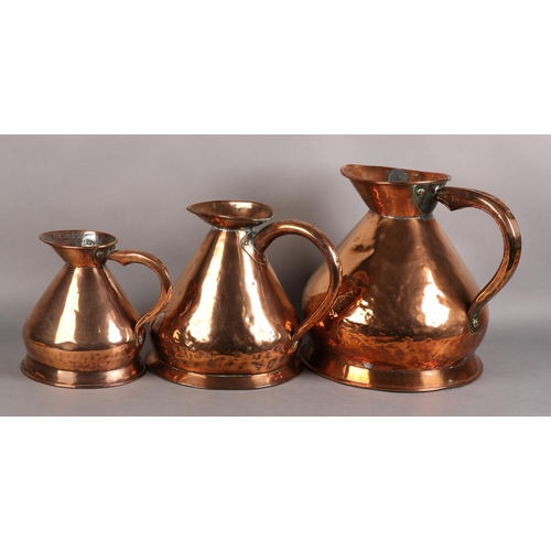 92 - A GROUP OF THREE COPPER MEASURES, late 19th century including a half gallon with brass decal for Lum... 