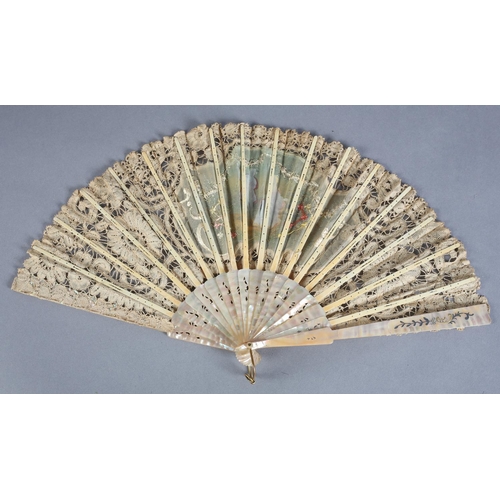 25 - A smaller lace fan, Brussels bobbin lace, with unusually with embroidery to the gauze leaf, a lady i... 