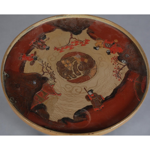 337 - AN EARLY 20TH CENTURY CHINOISERIE LACQUERED TABLE, circular with galleried rim, on tapered and round... 