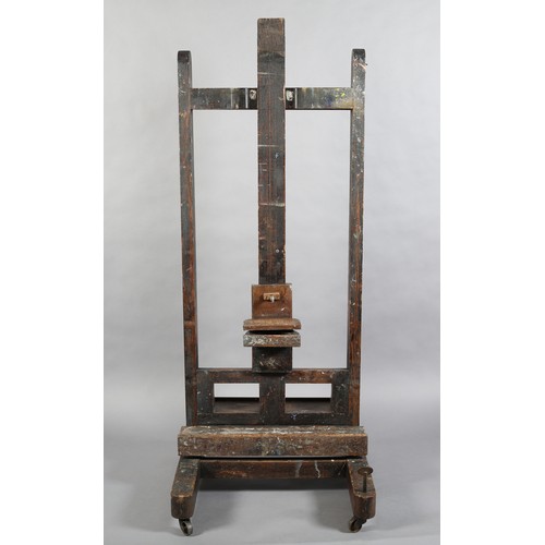 388 - A MID TO LATE 19TH CENTURY ARTIST'S OAK STUDIO EASEL by Lechetier Barbe & Co, turned oak and cast ir... 