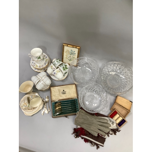 94 - A collection of tea ware including Paragon, silver plated spoons, two sets of counters in boxes, sil... 