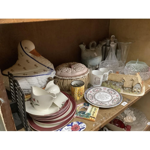 101 - A large pottery duck shape bowl and cover together with a pumpkin pie moulded dish, a part Wedgwood ... 