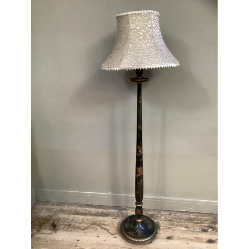 502 - An early 20th century chinoiserie lamp, black lacquer with vintage decoration together with shade