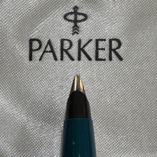 54 - A Parker fountain pen in teal and gilt case in Parker box