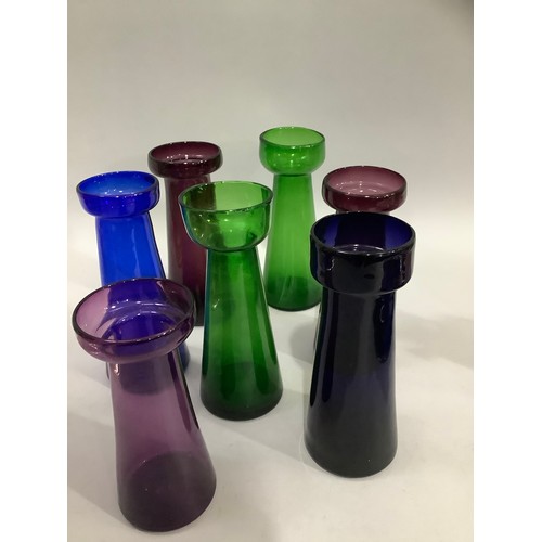 40 - Seven Victorian hyacinth glasses, three in amethyst, two in blue and two in green, 7.25cm to 20.5cm ... 