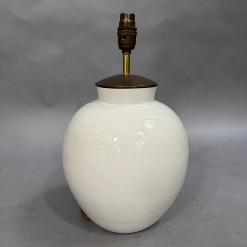 234 - Kahler (Denmark, 20th Century), A pottery table lamp of ovoid form and off-white glaze, incised HAK ... 