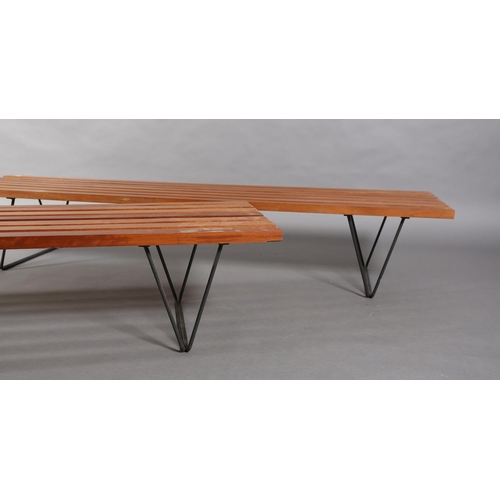 2 - Robin Day (1915-2010) for Hille's Interplan Range c.1955, mahogany slatted bench on black metal rod ... 