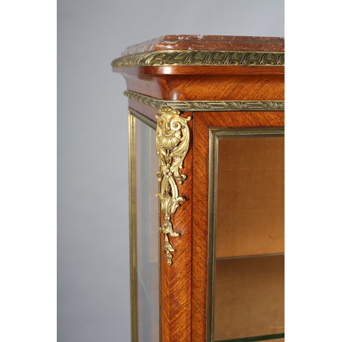 504 - AN EARLY 20TH CENTURY FRENCH KINGWOOD AND ROUGE MARBLE AND GILT METAL MOUNTED VITRENE, having a thre... 