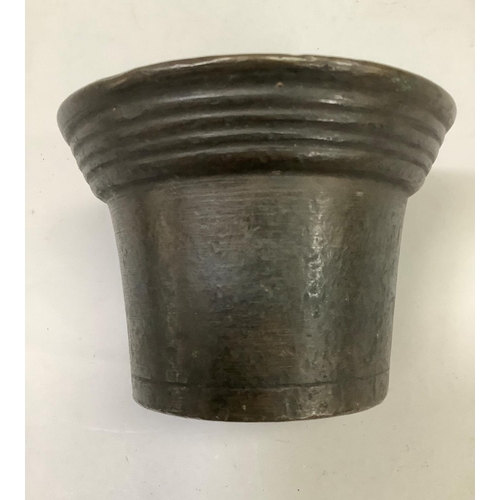19 - A late-18th/early-19th century bronze mortar, diameter 11cm x 7.5cm high, together with a brass allo... 