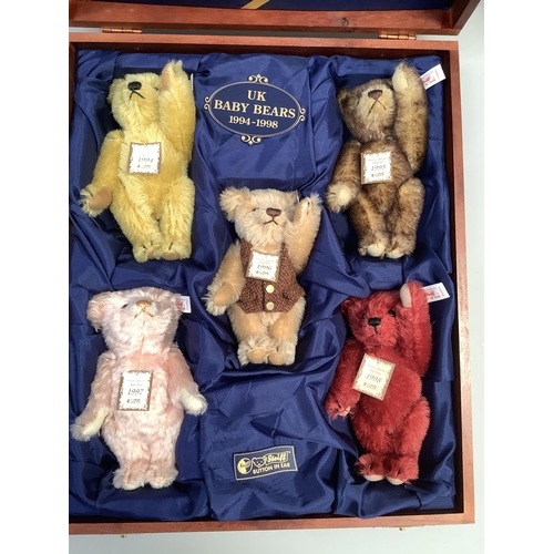 33 - A Steiff British Collectors baby bear set 1994-1998 limited edition of 1847 pieces this being number... 