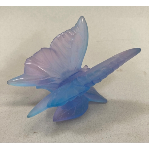 6 - A modern French Daum mauve glass  pâte de verre butterfly, 8cm long