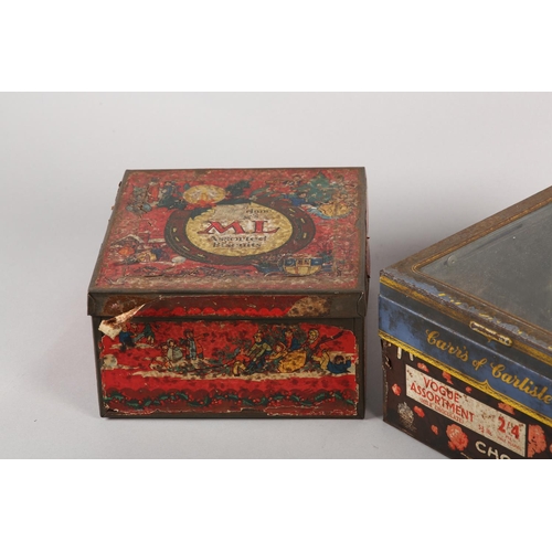 10 - A MACFARLANE, LANG & CO SHOP DISPLAY STAND, lettered in gilt, with two associated biscuit tins, one ... 