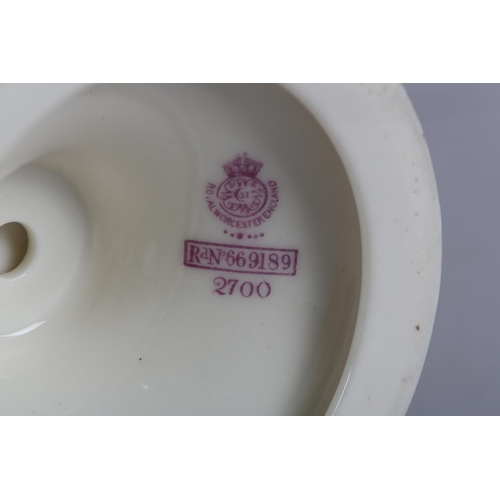 40 - A ROYAL WORCESTER PORCELAIN TWO-HANDLED VASE AND COVER SIGNED BY HARRY DAVIS, painted in experimenta... 
