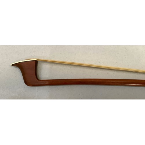 296 - AN EARLY 20TH CENTURY VIOLIN BOW BY VICTOR FETIQUE, silver mounted and inlaid with abalone, stamped ... 