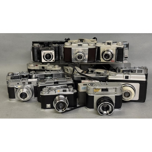 A collection of 19 British market Medium format and 35mm cameras from ...