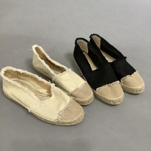 286 - Two pairs of pumps in black and navy blue by Superga, Size 37½ and 37½, together with three pairs of... 
