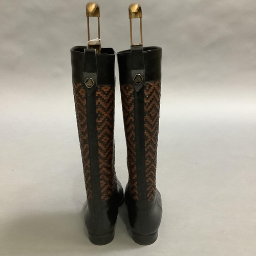291 - A pair of Creazioni Funke Roma lady's knee-high boots in black and tan leather with woven detail, Si... 