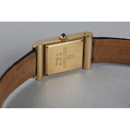 333 - A BOUCHERON LADY'S REFLET QUARTZ WRISTWATCH, in 18ct gold case no. AE12146, rectangular white cerami... 