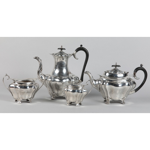 222 - AN EDWARD VII FOUR PIECE SILVER TEA SET, Chester 1906-1907 for Walker and Hall, pattern number 53478...