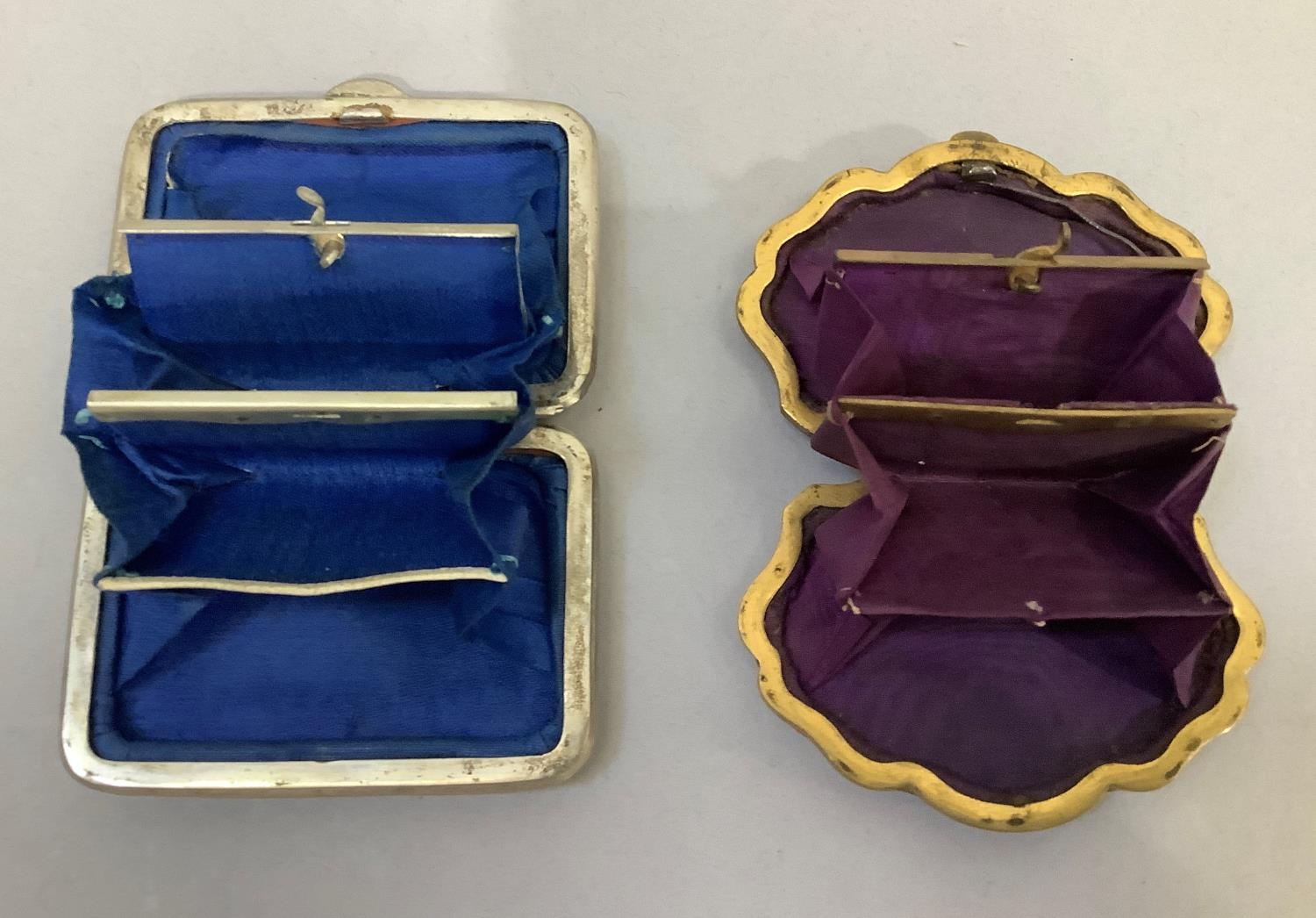 A 19TH CENTURY FRENCH TORTOISESHELL AND GILT INLAID PURSE lined in ...
