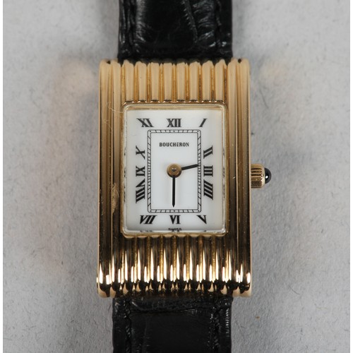 333 - A BOUCHERON LADY'S REFLET QUARTZ WRISTWATCH, in 18ct gold case no. AE12146, rectangular white cerami... 