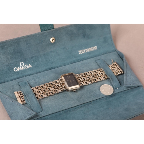 233 - AN OMEGA DE VILLE LADY'S MANUAL WRISTWATCH IN A SILVER CASE C.1975, no 8272, movement no 37939746, a... 