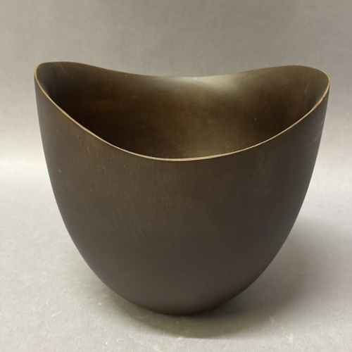 36 - Pair of 'Sculpture in Wood' crescent bowl (2) Ref: 374501