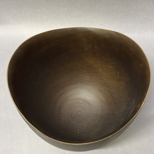 37 - Four 'Sculpture in Wood' crescent bowl (4) Ref: 374501