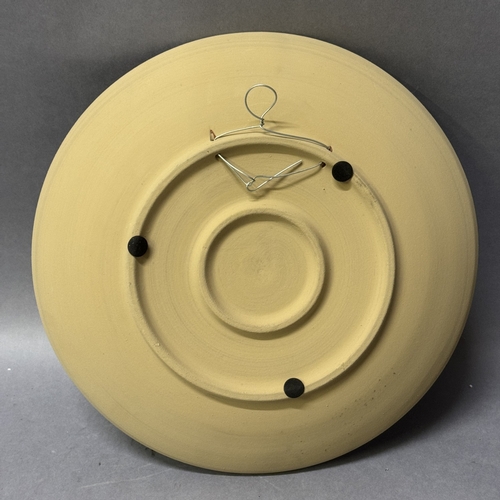 49 - Pair of large wall plaques in black and buff, 34cm diameter Ref: 675926