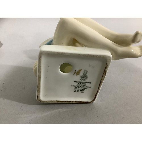 86 - Royal Doulton figure Treasure Island and Joan, Russian china horse, flower clusters, Royal Crown Der... 