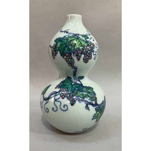 Lot 23        