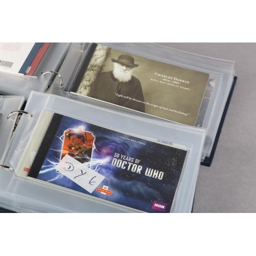 8 - GB EIIR 2011-Onward: Approximately 30 GB EIIR Royal Mail Prestige Stamp Books SG DY Series MU Comple... 