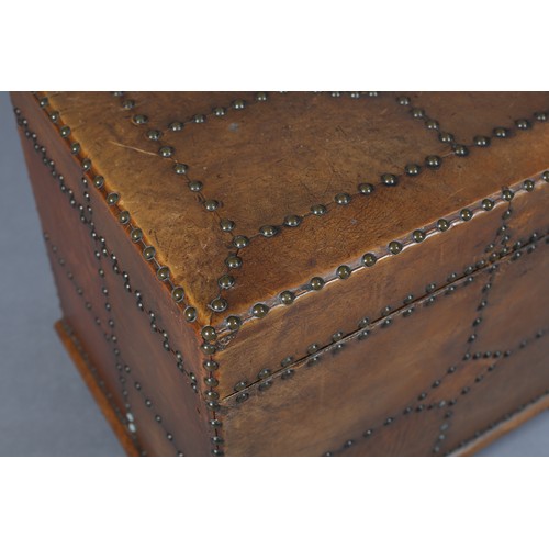 29 - AN EARLY 20TH CENTURY MAHOGANY, TAN LEATHER AND CLOSE NAILED COAL BOX, 56cm wide x 43cm deep x 48cm ... 