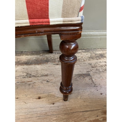 50 - Four mahogany Victorian dining chairs on turned legs