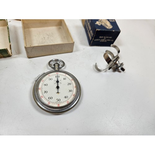 245 - Smiths stopwatch with terrys clip in boxes. appears to work.

This item is Category B on our Shippin... 