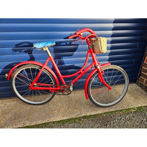 279 - Vintage Girls Hercules Bicycle in red paint with blue vinyl saddle, 20