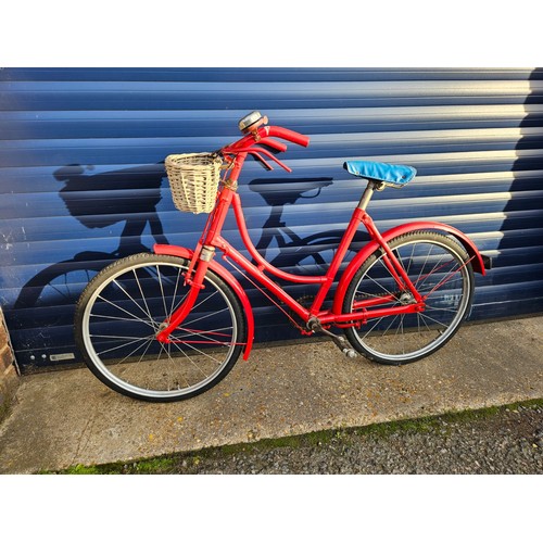 279 - Vintage Girls Hercules Bicycle in red paint with blue vinyl saddle, 20