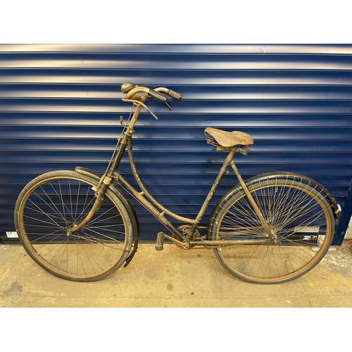 281 - Swift ladies bicycle, 28