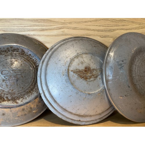 31 - Austin Motor Car Wheel Hubs
Shipping Category C