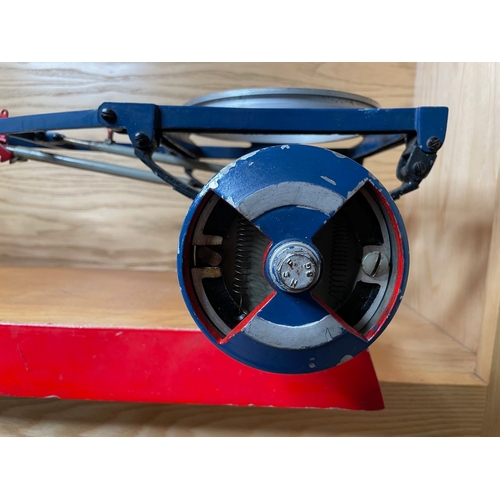 41 - A working model showing the mechanism of a trailer braking and hitching system by Verkehrs-Verlag Re... 